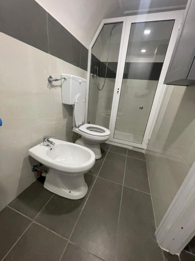Holiday Apartament Aeroporto di Catania Fontana Rossa Esterno foto