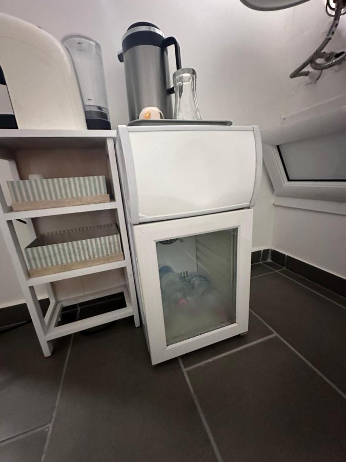 Holiday Apartament Aeroporto di Catania Fontana Rossa Esterno foto